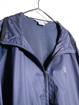 “NIKE” switching design nylon jacket