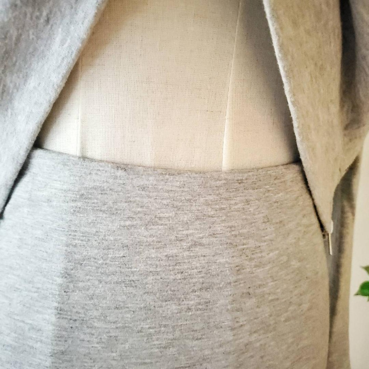 【USED】セットアップ　フォーエバー21パーカー＆タイトスカート