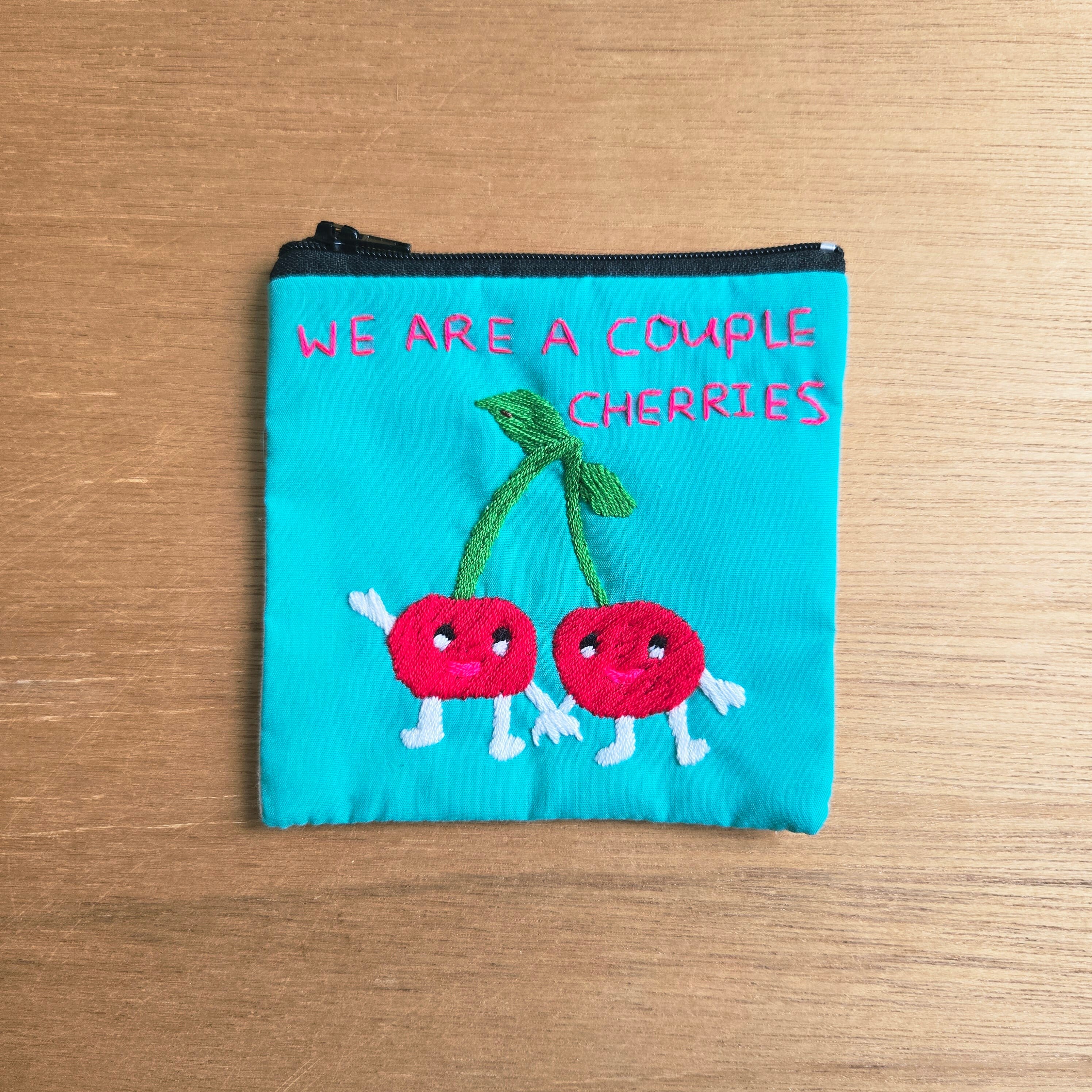 E*E様 LOV生刷りポーチ　刺繍入り ラオス チャーリーさんのゆる手刺繍ポーチS | gururi