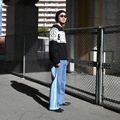 Leh / Smiley Knit Sweater