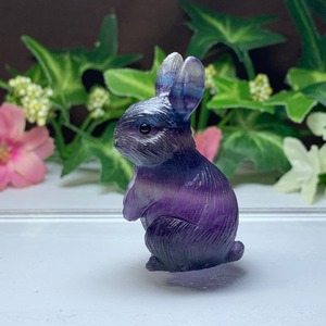 19.フローライトうさぎ・インテリア