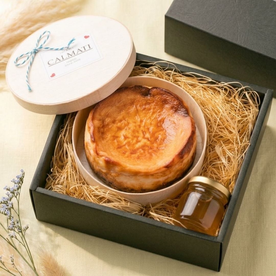 ギフトBOX入り】ハチミツをかけて完成する濃蜜チーズケーキ | CALMATI