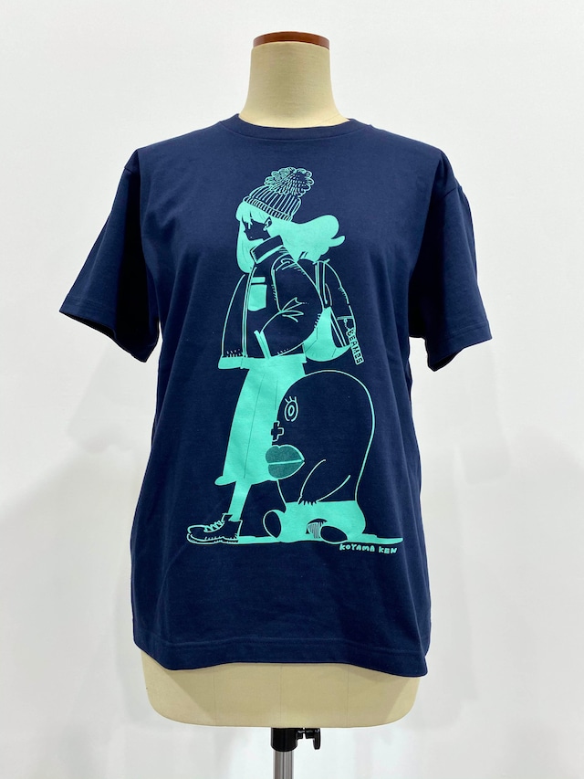【ビーム25周年描き下ろし企画】小山健 「クールな生理ちゃん」Tシャツ