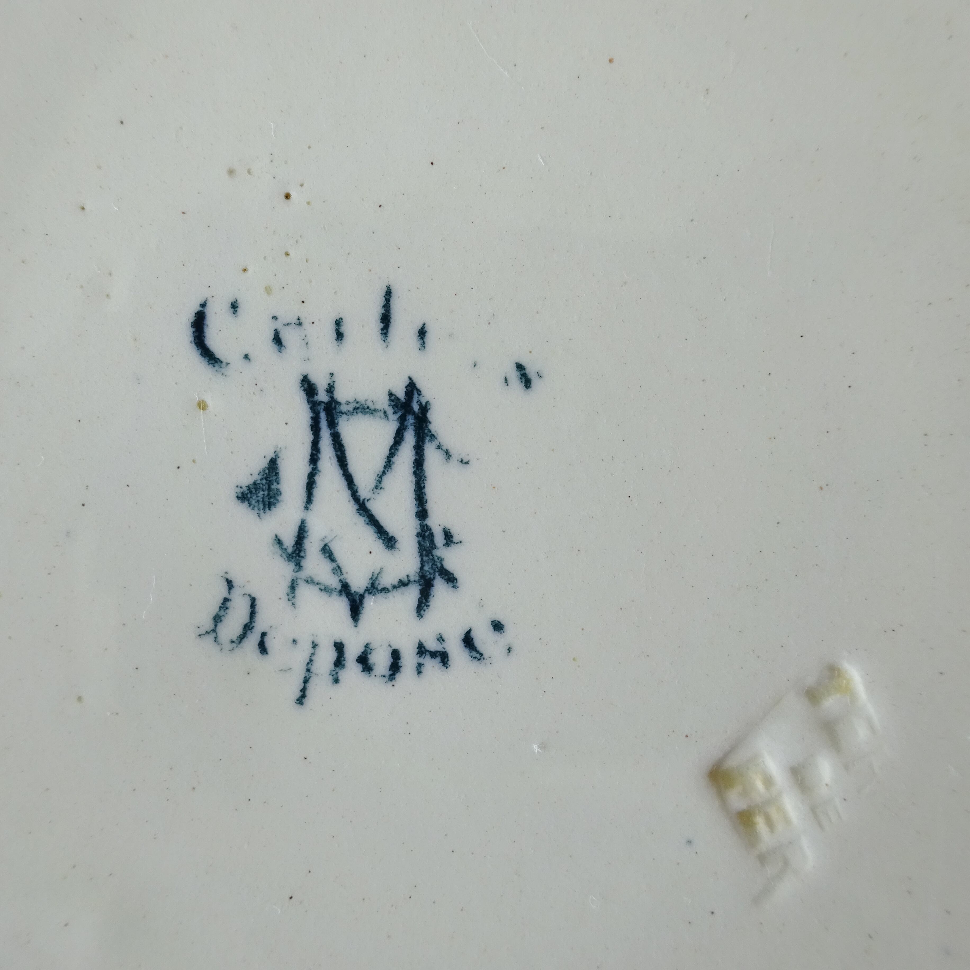 Creil et Montereau  modèle《Cartels》assiette plate (D)