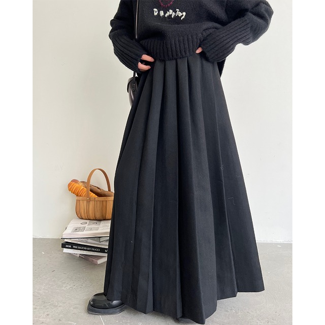 long pleated skirt　10382