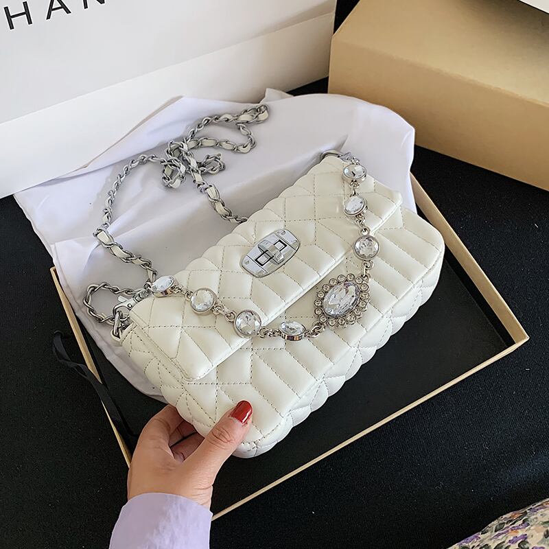 スモールバッグレディースバッグ2020ニューウェーブサマーネットレッドダイヤモンドグリッドチェーンショルダーメッセンジャーバッグファッションワイルドスモールスクエアバッグ Tiancai_Wing_Bag8457120