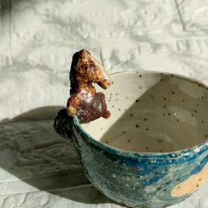 馬汁湯呑み2 ダンディなカップのフチ馬さんバージョン