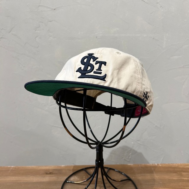 AMERICAN NEEDLE LINE OUT CAP