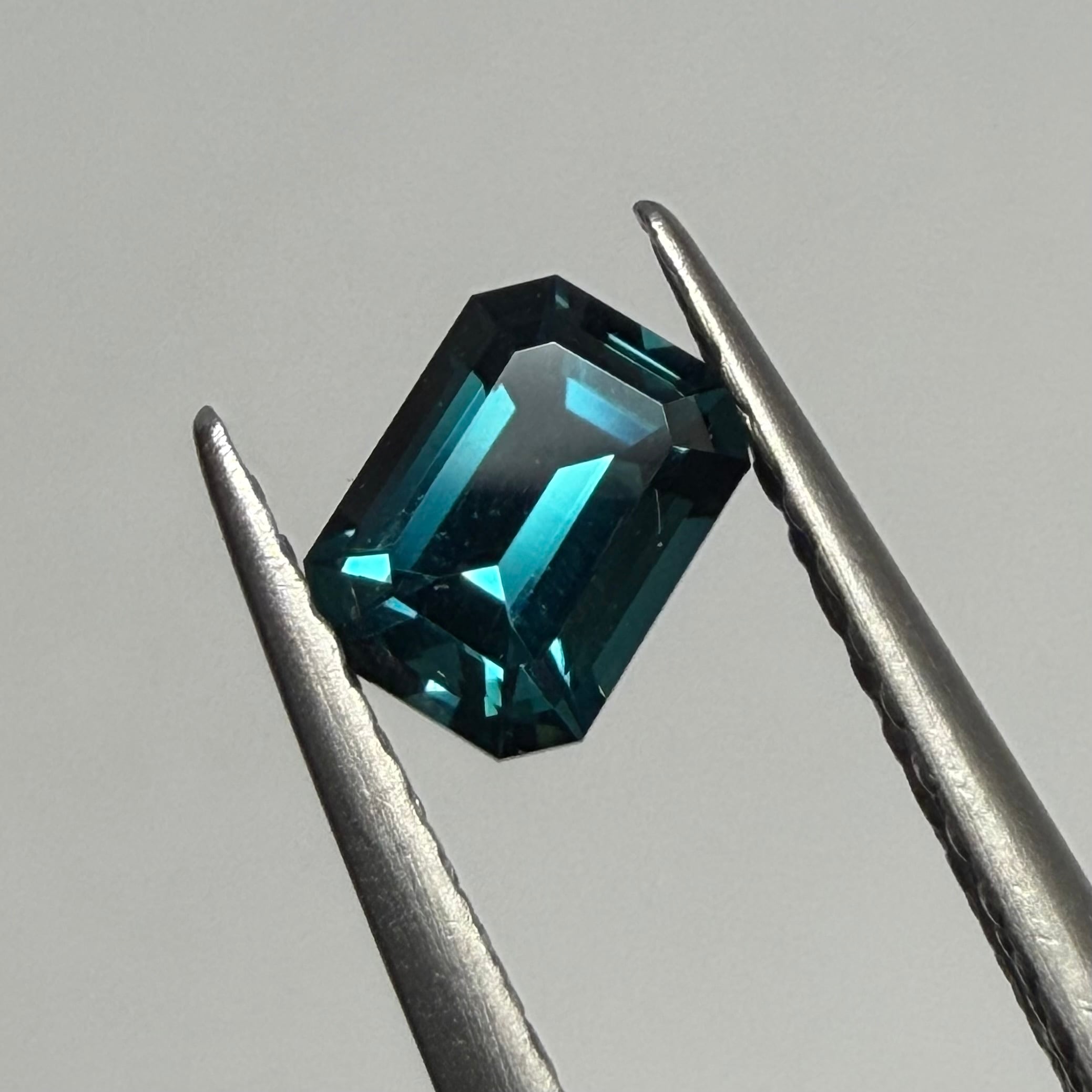 高品質　インディゴライトトルマリン