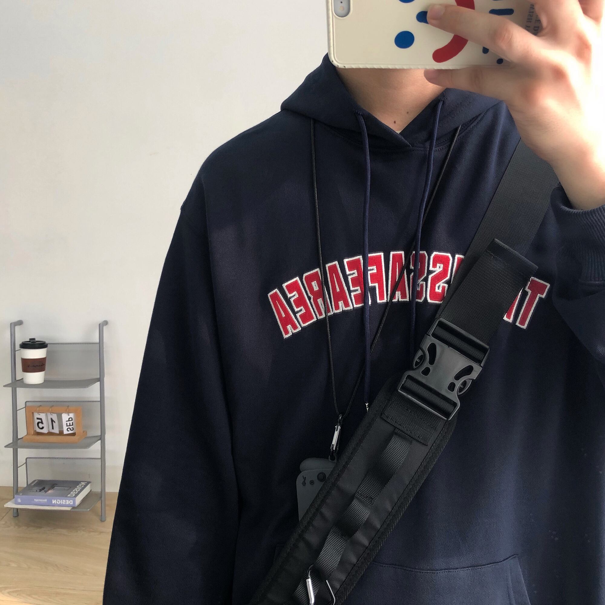 RICHMANクール英字パーカー