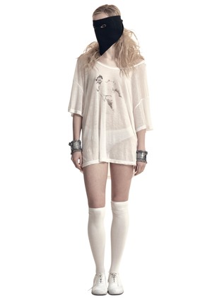 [604SERVICE] VERONICA T-SHIRT 正規品 韓国ブランド 韓国ファッション 韓国代行 604 サービス SERVICE 日本 店舗