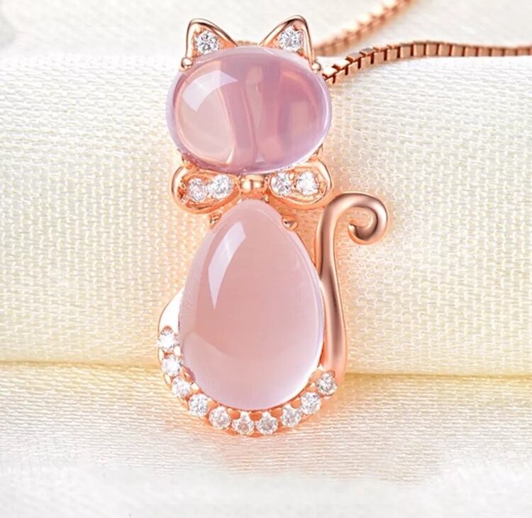 ピンクストーン ネックレス