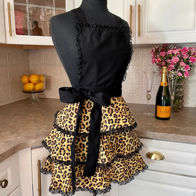 ✤Sugar baby aprons✤  【ティアード】Sexy ruffle apron in leopard　F022