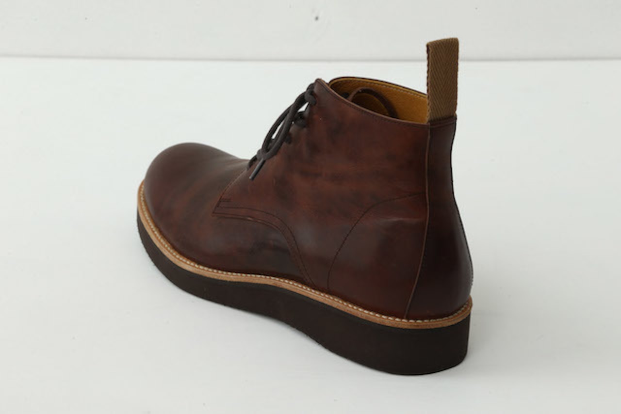 PLAIN TOE CHUKKA (WEDGE SOLE)