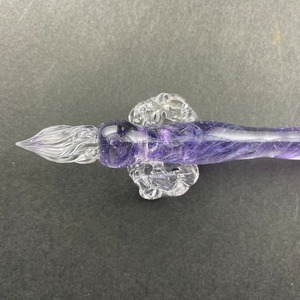 紫のガラスペン