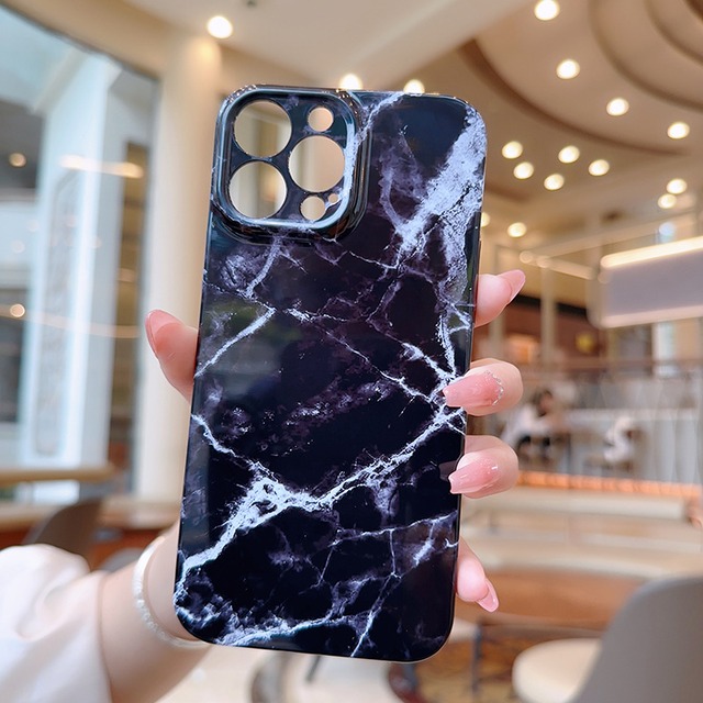 【新型iphone16シリーズ対応】印象的なブラックの大理石ケース◎おしゃれ カメラ保護フレーム 高級感 黒 マーブル柄 スマホケース ND-15680
