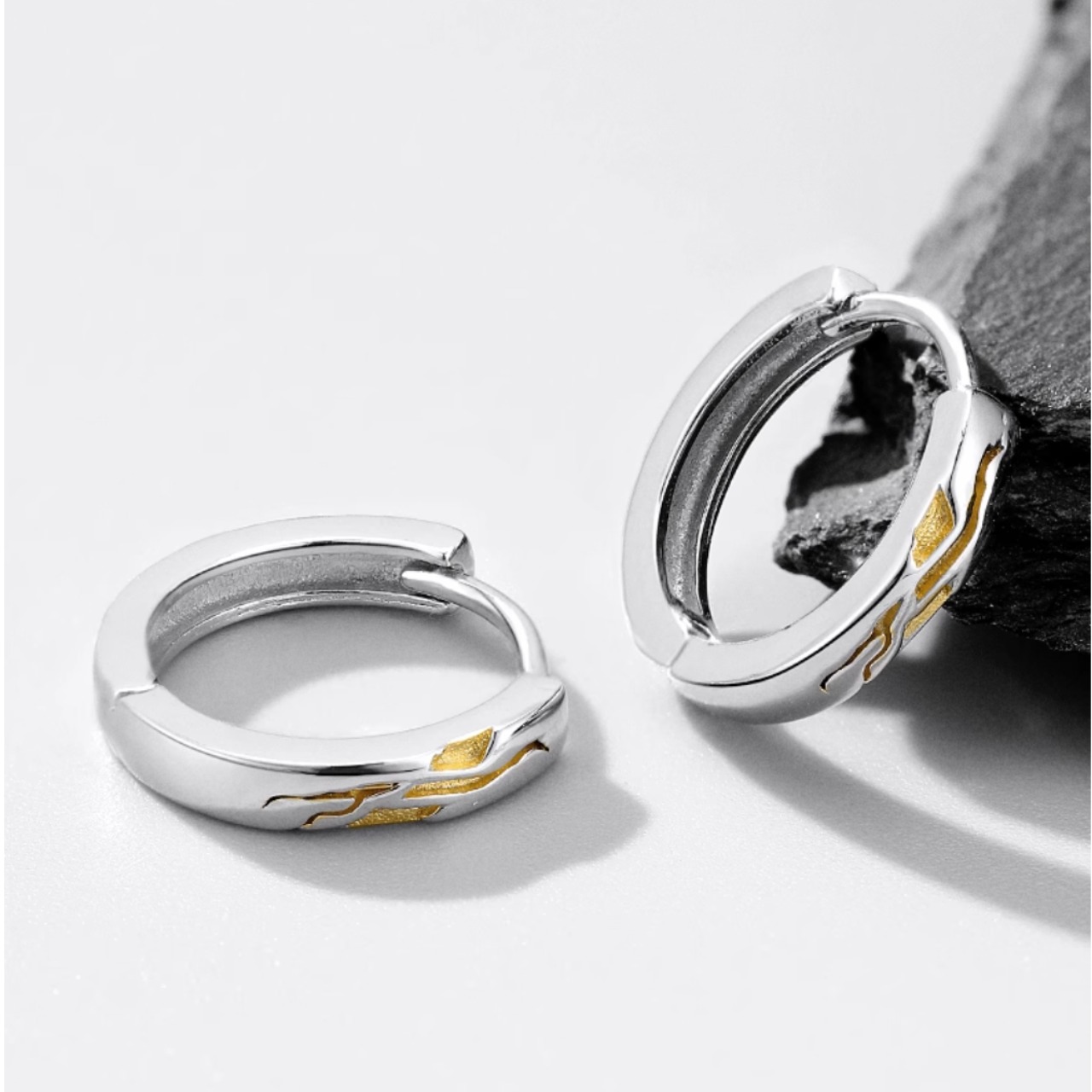 幾何学模様 シルバーピアス af0155