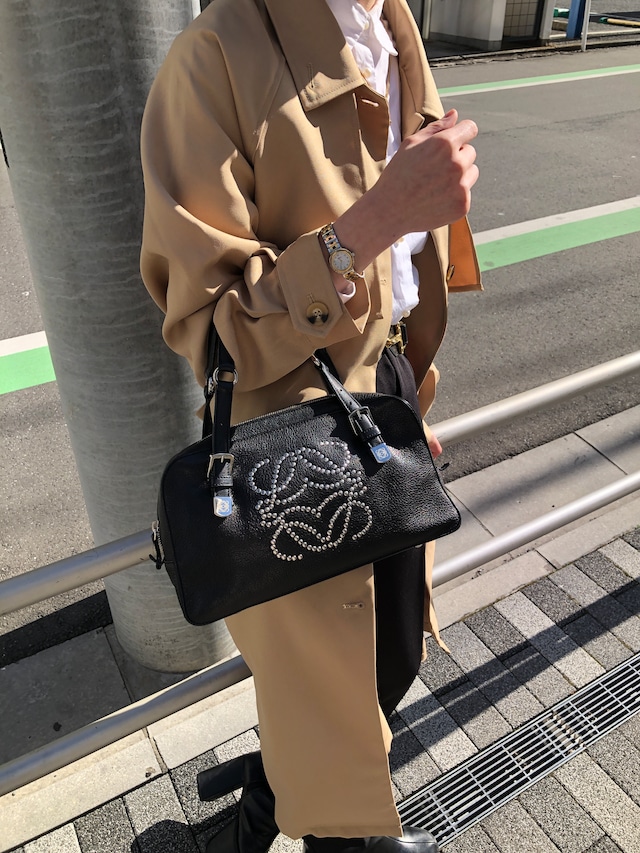 LOEWE ロエベ ハンドバッグ ブラック アナグラム スタッズ レザー ミニボストン vintage ヴィンテージ オールド ebimhj