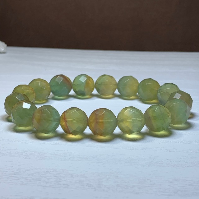 レアカラー・変わった色合い☆グリーンイエロー フローライト ブレスレット