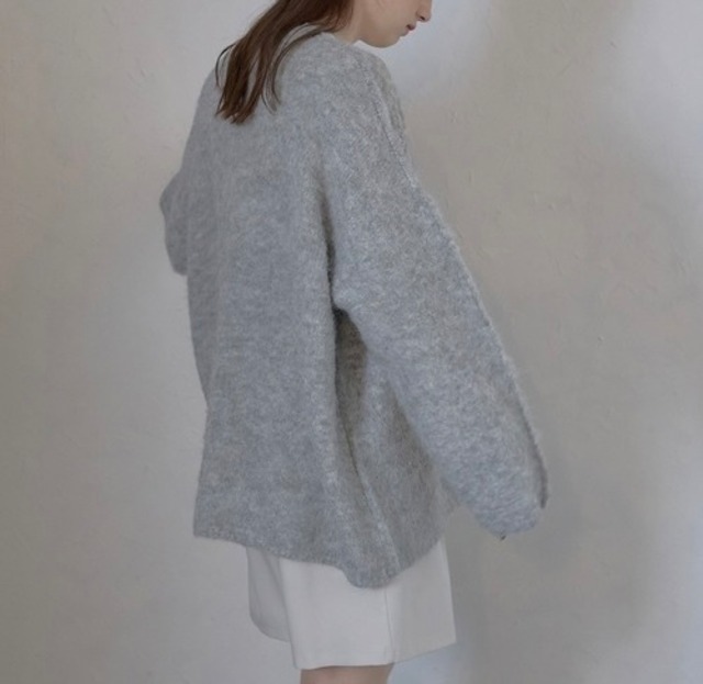 軽やかアルパカ素材カーディガン
