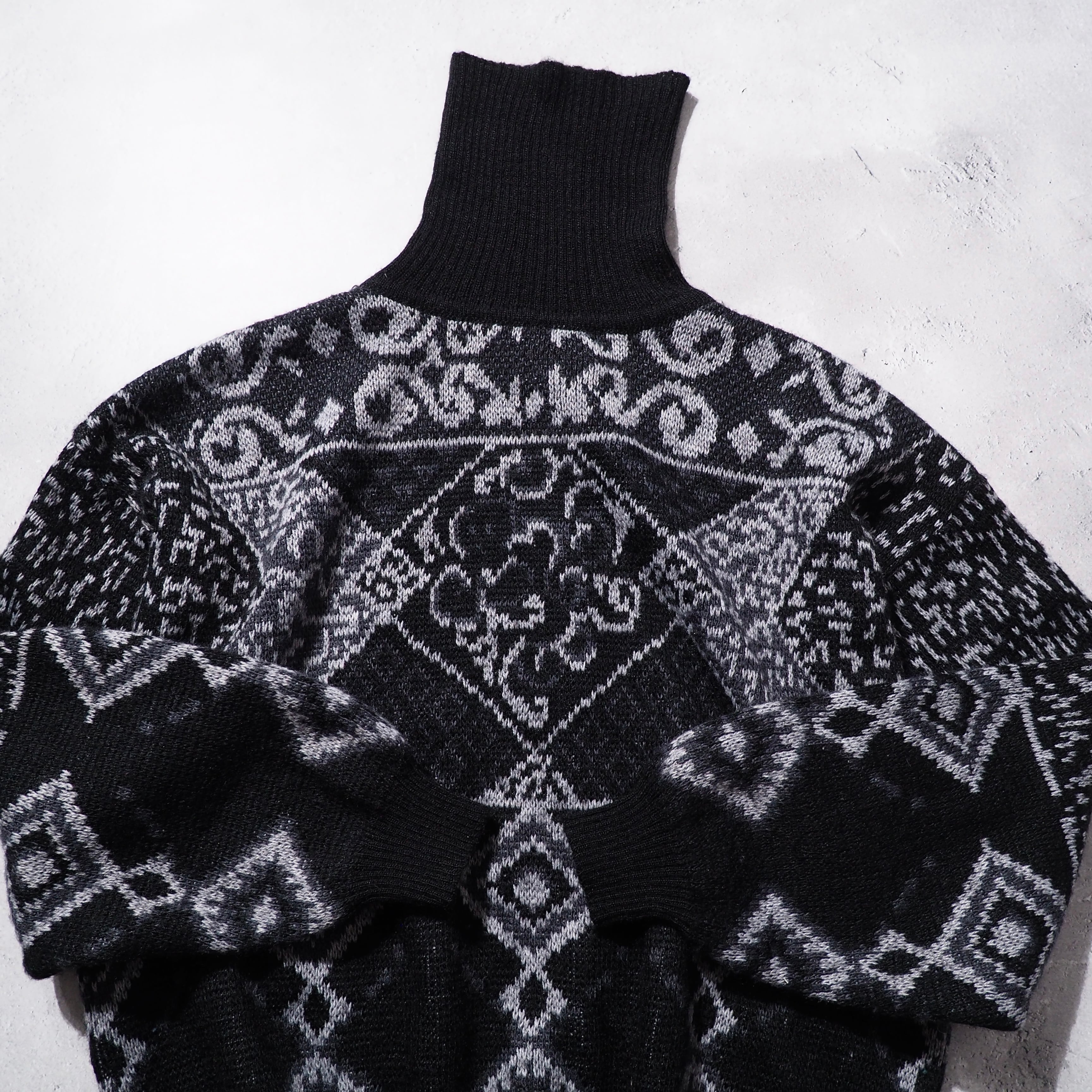 1980s " Made in Italy " vintage loose High neck knit