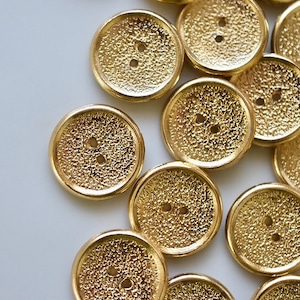 『6個セット』凹凸ゴールド 2穴 20㎜
