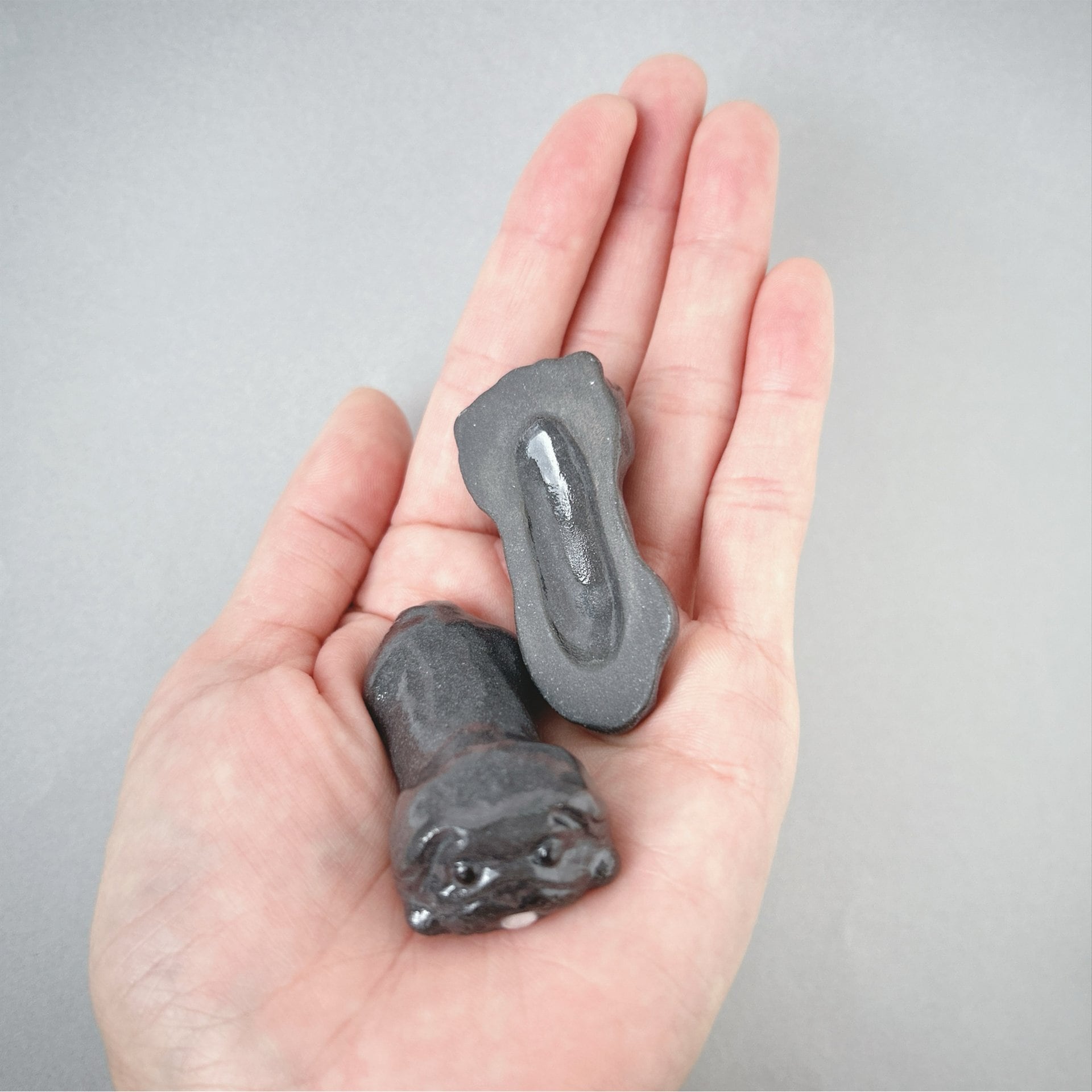 ペキニーズの箸置き(ブラック) | 陶器のことり