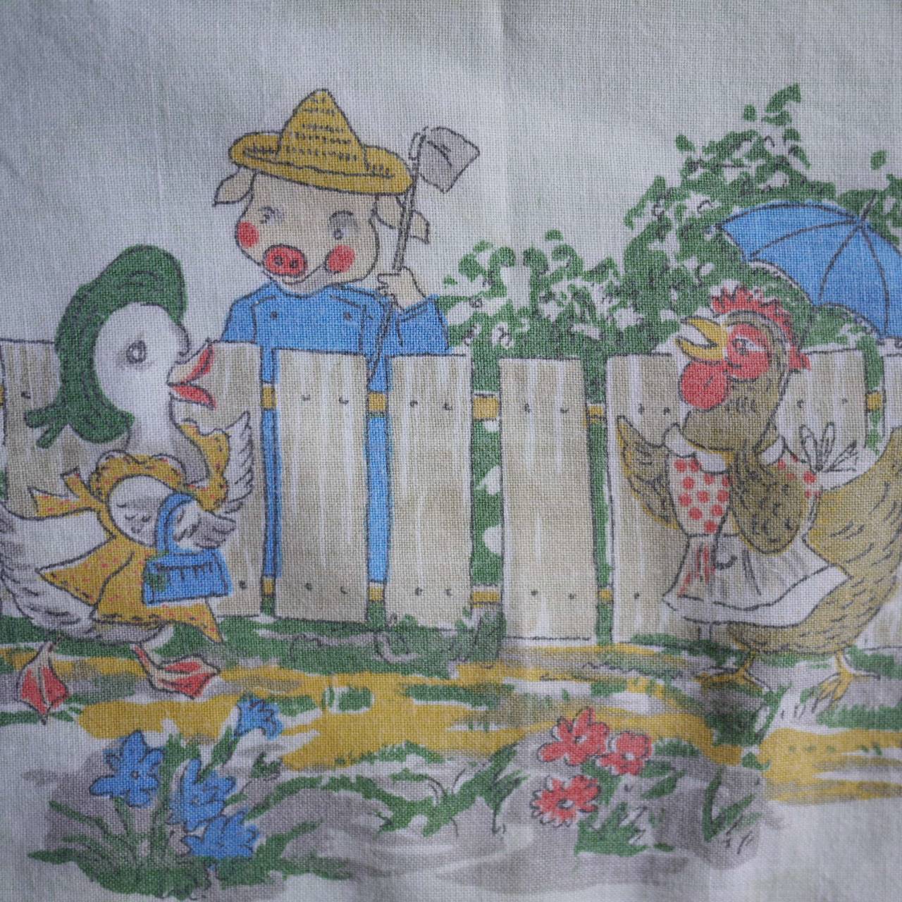 ドイツ子供ハンカチ ブタさんと鳥奥さん