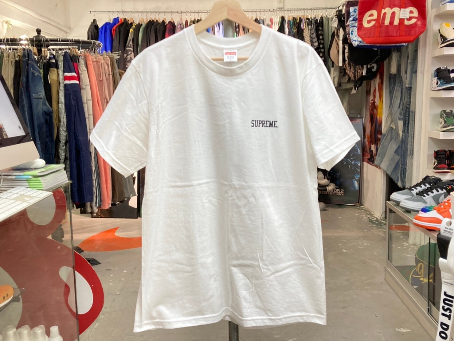 新品未使用【M】supreme AKIRA PILL Tシャツ