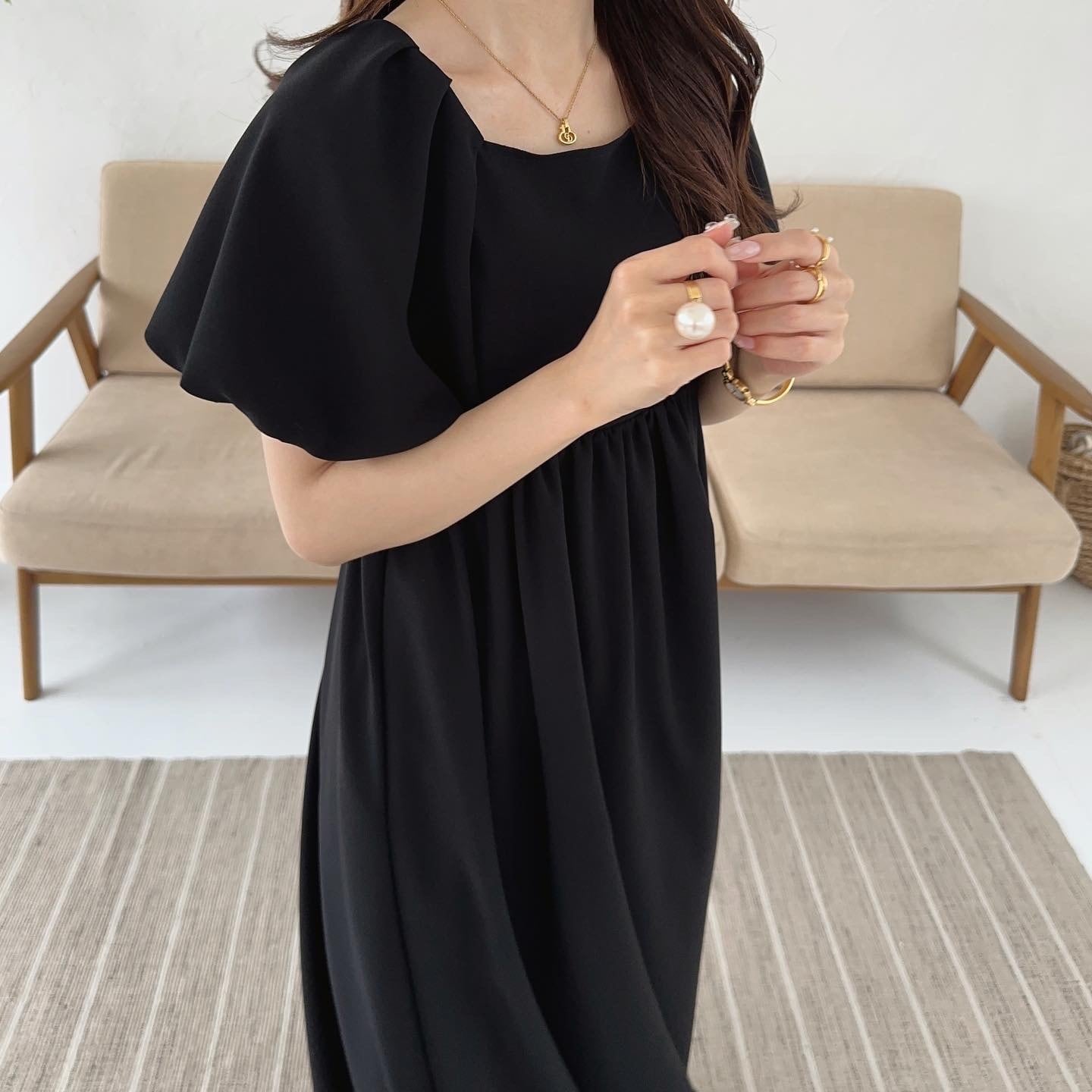 puff sleeve volume flare op（ black ） | Ogue.