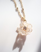 ”尊ぶ（peony dahlia）ネックレス”