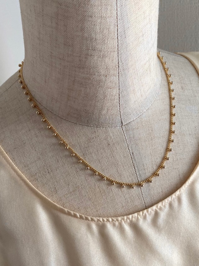 Vintage dot chain necklace