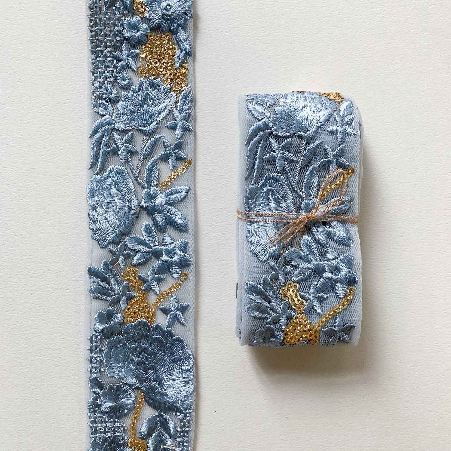 再入荷〉スパンコールとクロスステッチ入お花刺繍リボン（1mカット