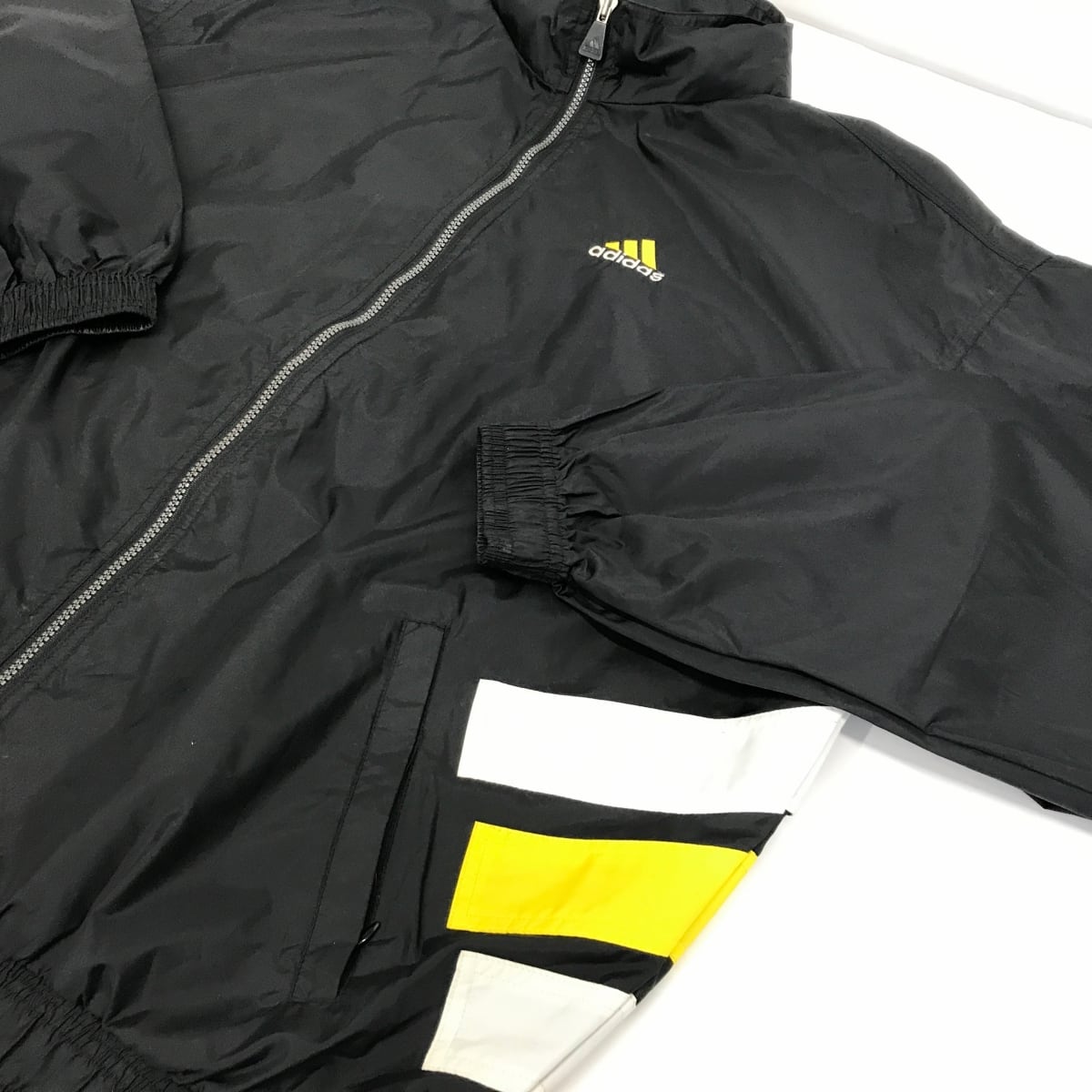 vintage adidas nylon foodie jacket bt