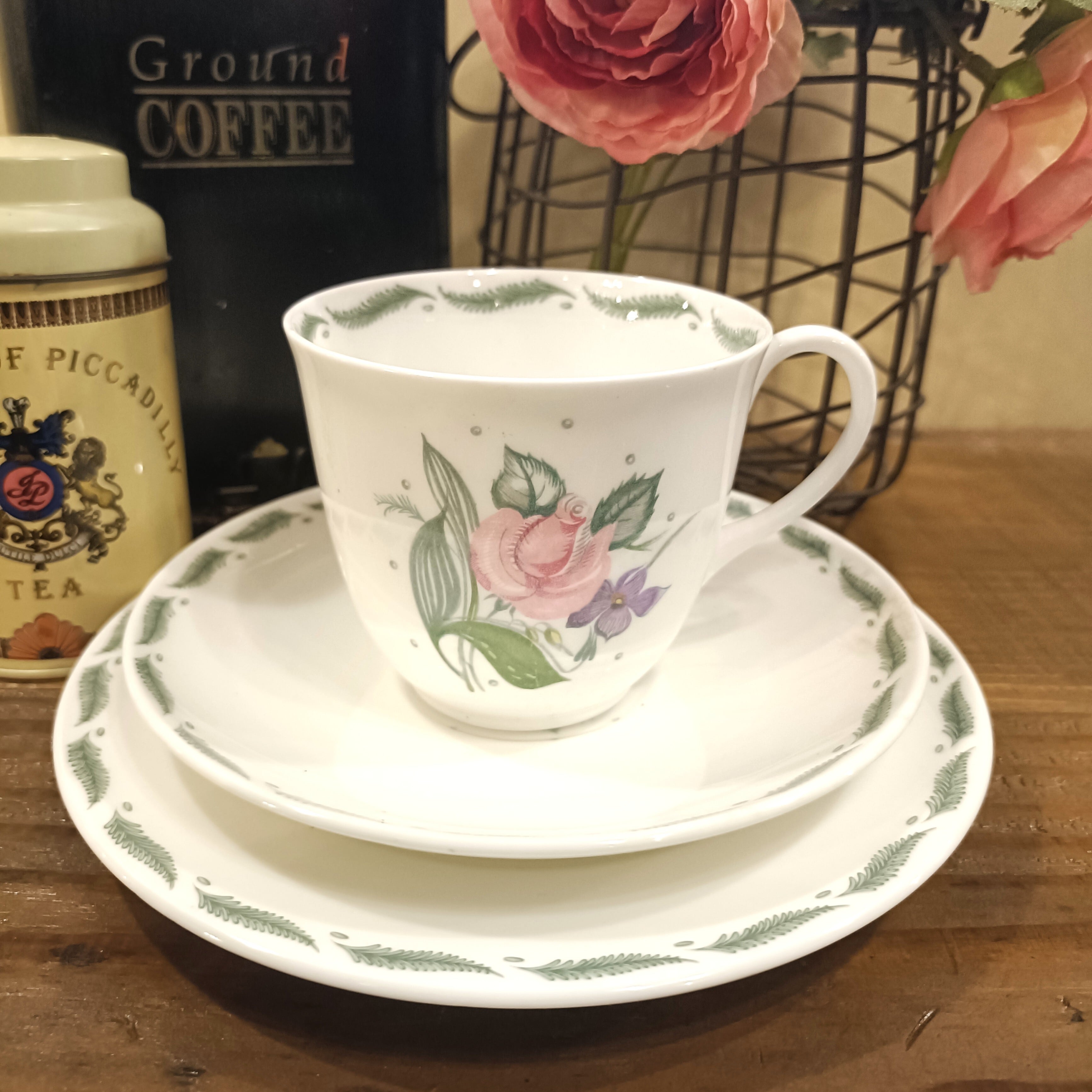 スージークーパー「ガーデニア トリオ(ブルー)」イギリス製 GARDENIA