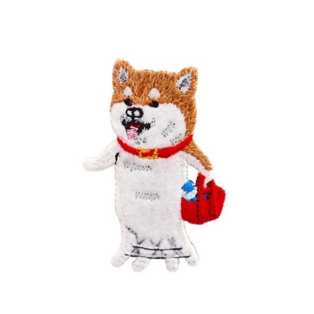 正規品　ポケファス刺繍ブローチ　ウサチャン　グレー