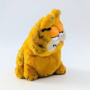 ☆ VINTAGE 1980年代初期 ☆【 Garfield ( ガーフィールド ) 】『 ガーフィールド / おすわり左向き 』Sサイズ / ぬいぐるみ プラッシュ plush 1980年代年製 〚アメリカン雑貨 アメトイ〛