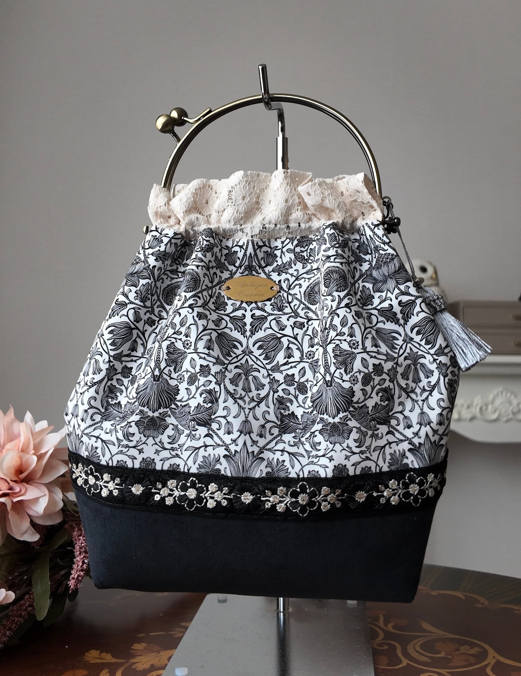 Antique Carrie | Antique Carrie