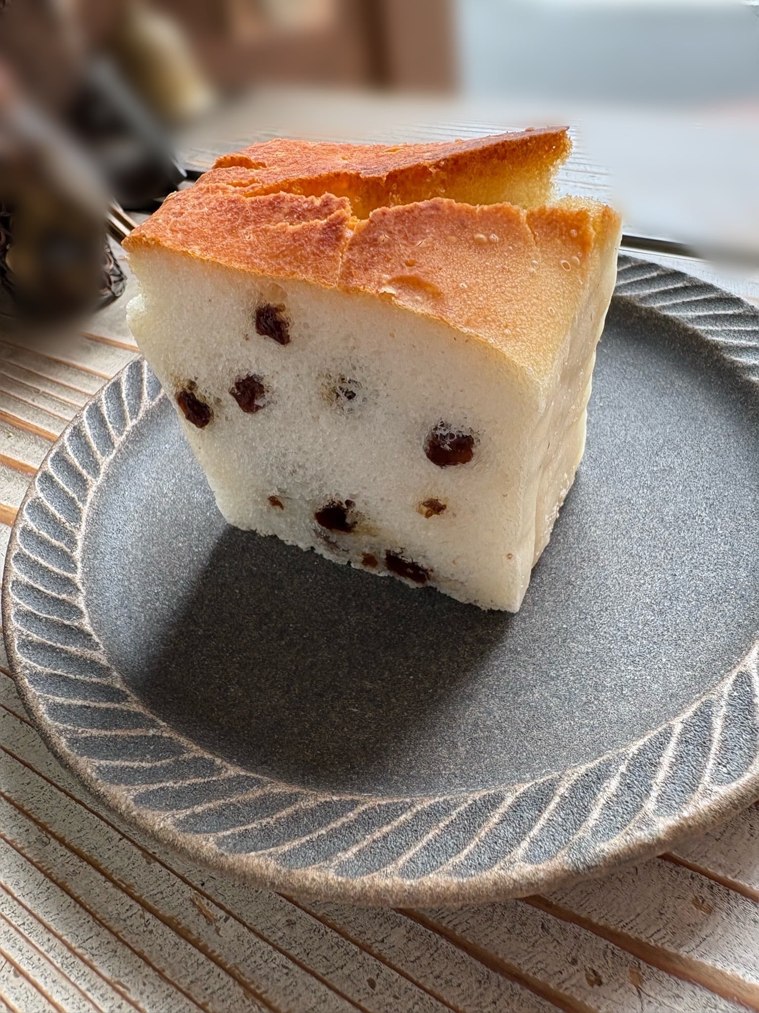 グルテンフリー米粉パン　レーズンパン
