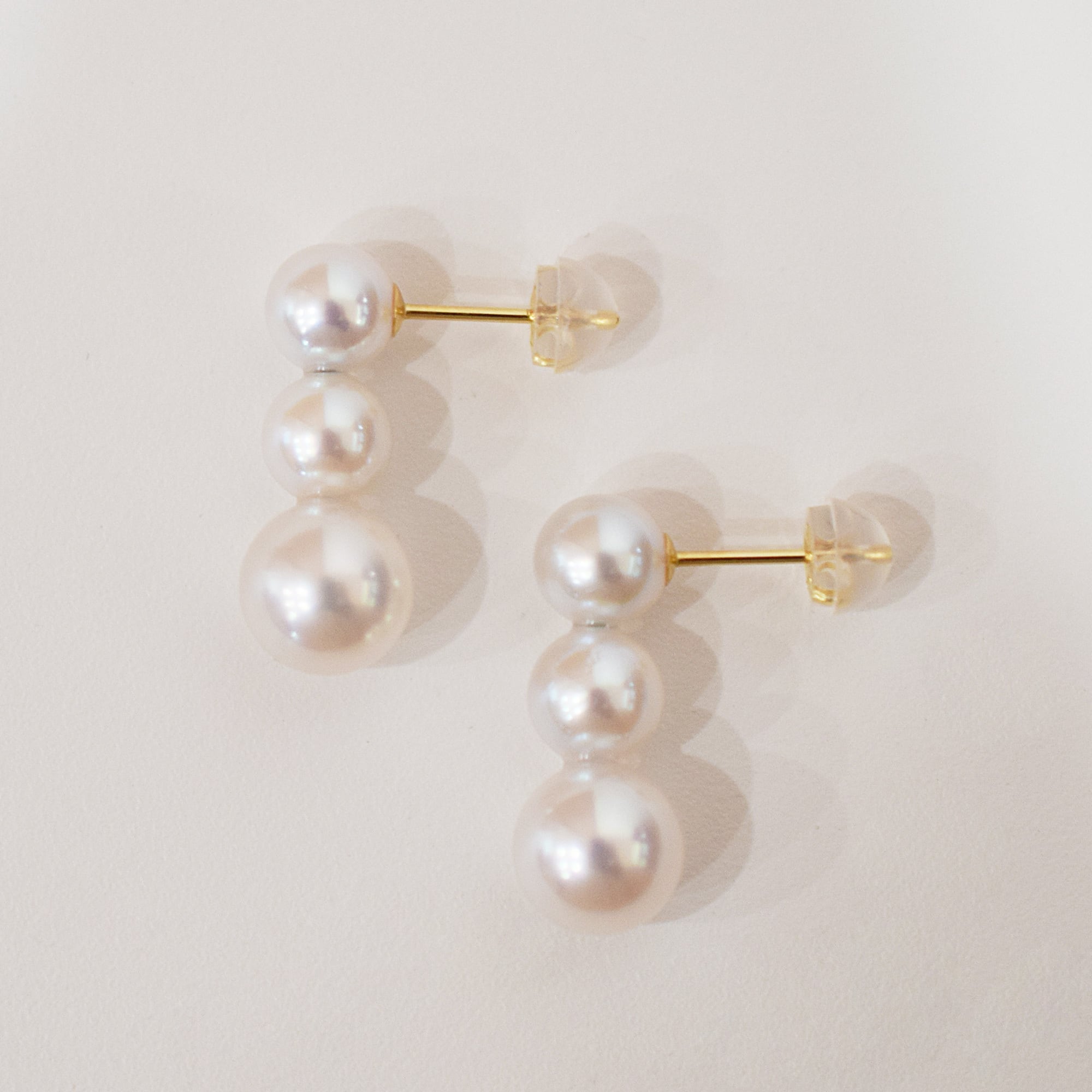 pearl593］ 6mm - 6.5mm × 7.5mm - 8mm 縦 3連 ピアス あこや真珠 熊本