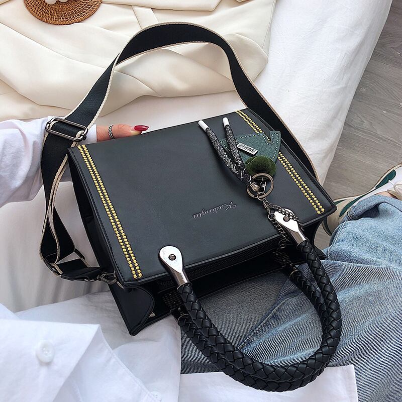 秋冬スモールバッグメス2020ニューバージョンスモールスクエアバッグファッションネットレッドインシンプルショルダーポータブルメッセンジャーバッグ Tiancai_Wing_Bag7001547589