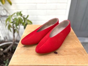 秋の新作◆赤スエード フラットシューズ／レディース靴◆鮮やかレッド 上品シンプル
