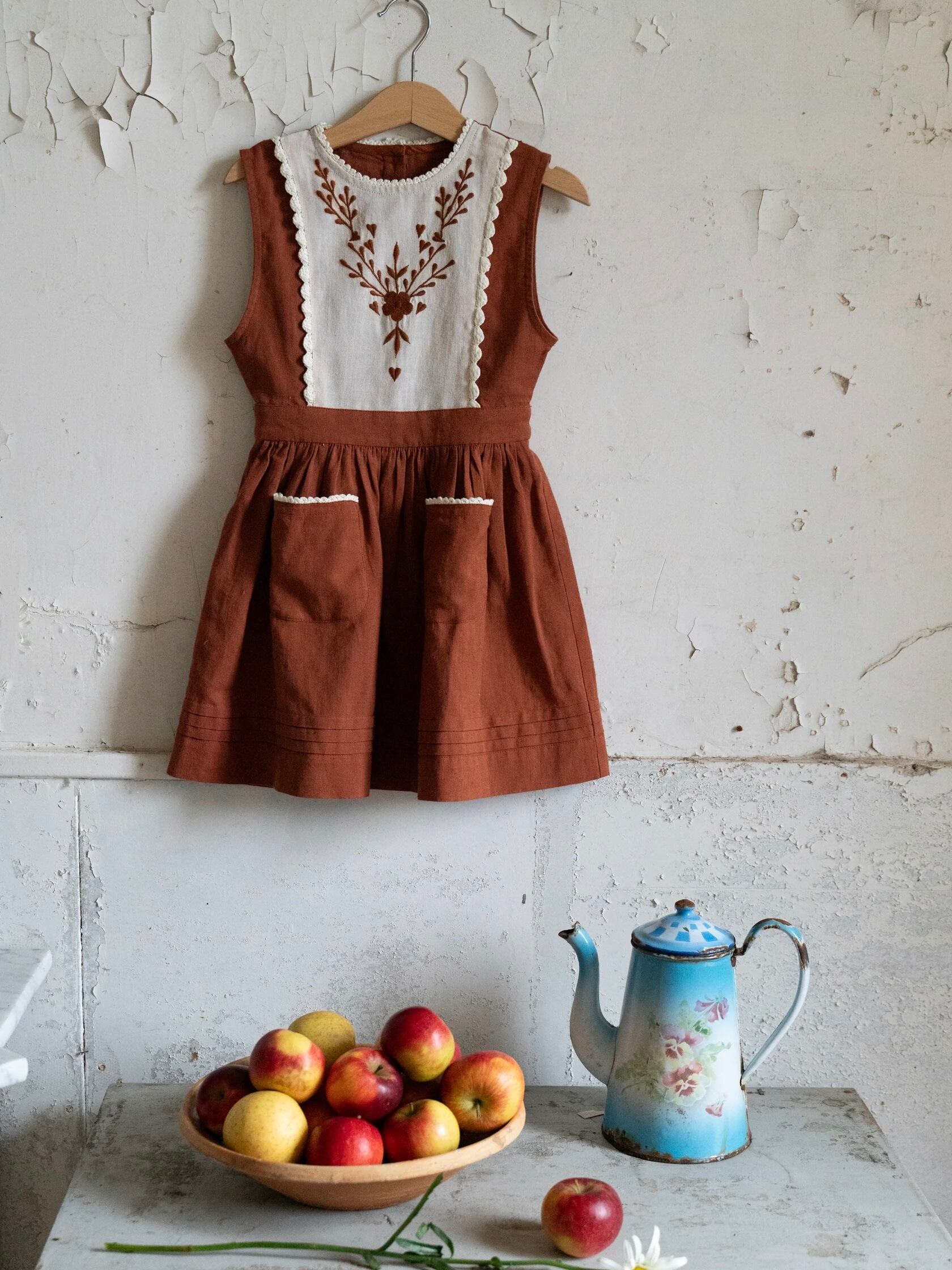 【美品】CARAMEL エプロンドレス　6y CARAMEL エプロンドレス 6y