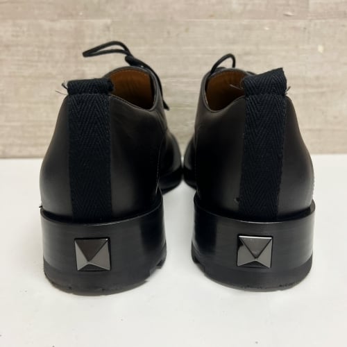 VALENTINO ヴァレンティノ Roman Stud Derby Shoes 革靴 VALENTINO ヴァレンティノ Roman Stud Derby Shoes 革靴