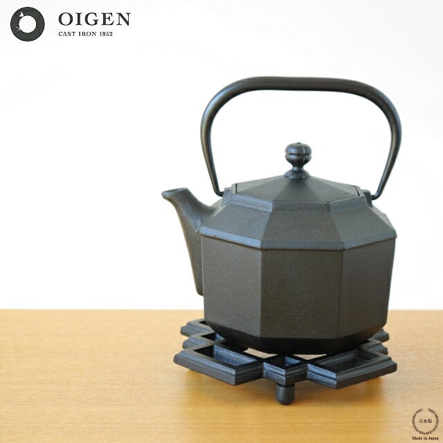 及源　南部鉄器　小鉄瓶　八角　鉄瓶 OIGEN( 及源鋳造 ) 小鉄瓶 八角 0.8L【 送料無料 南部鉄器 小さめ
