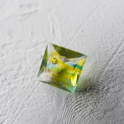 プリンセススクエアカット 8mm 　#308　【硝子の宝石】