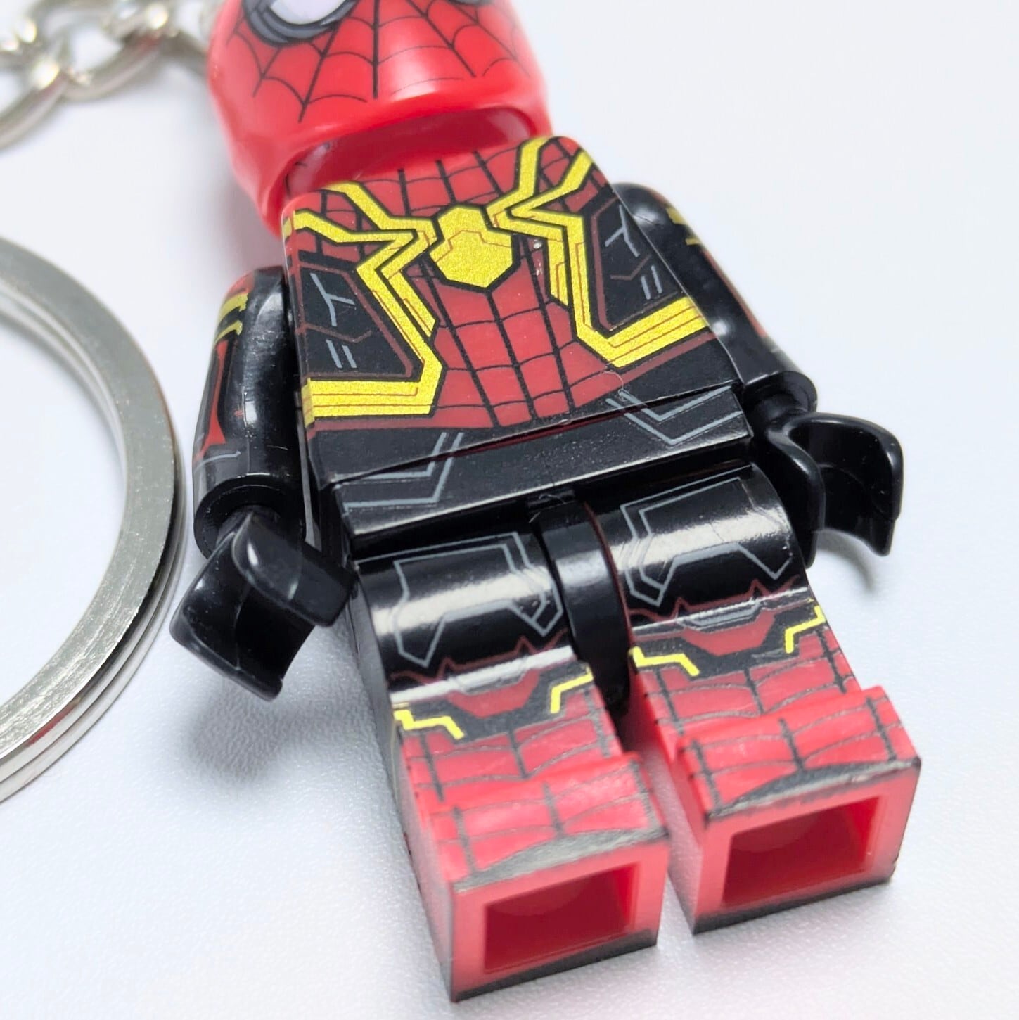 ♧★ブロックフィギュアキーホルダー★【 Spider-Man: No Way Home 】『 アイアン・スパイダースーツver. 』 X-MEN / MARVEL / アイアンマン〚アメリカン雑貨 アメトイ〛