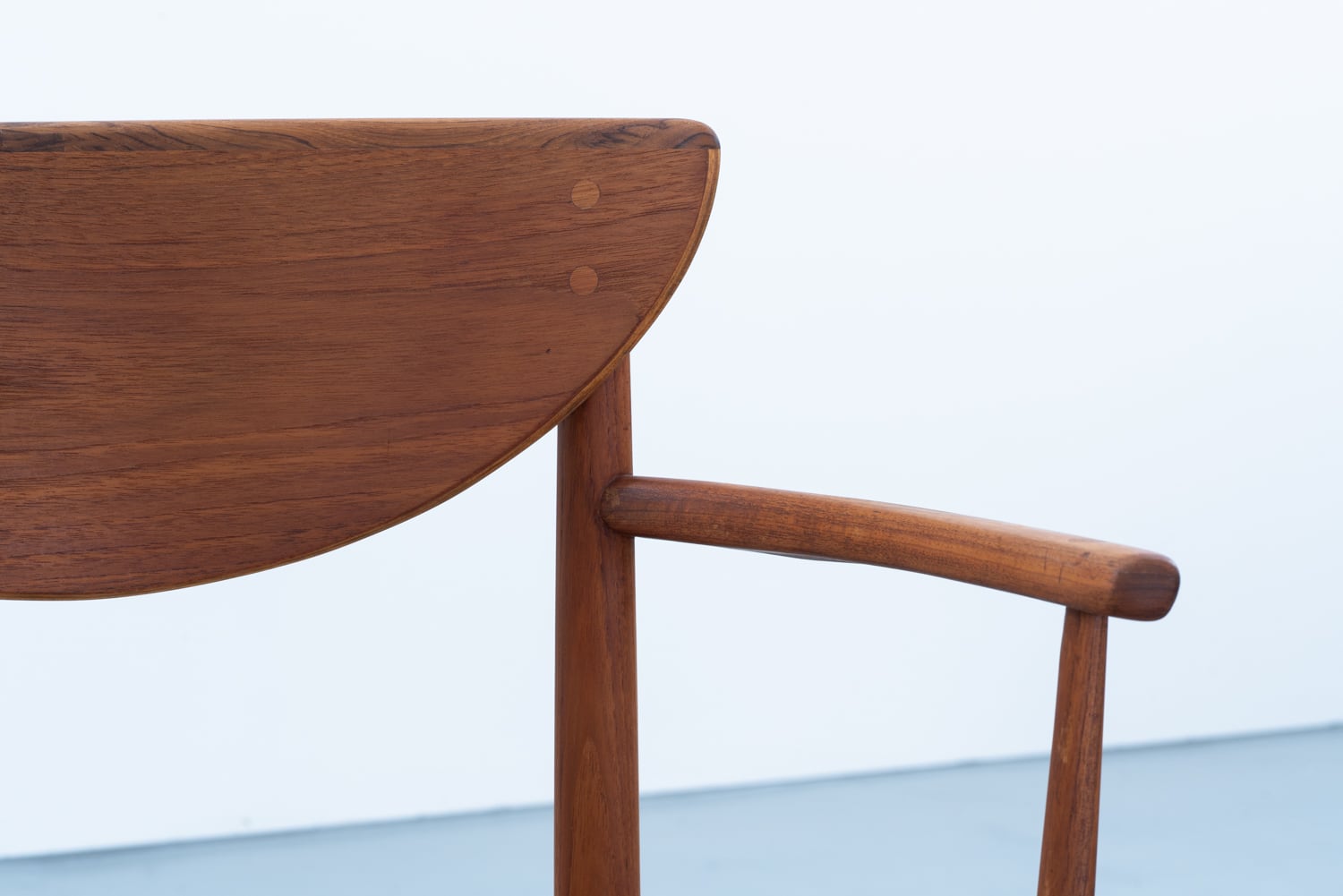 Peter Hvidt & Orla Molgaard Nielsen | model.316 arm chair | kaikki