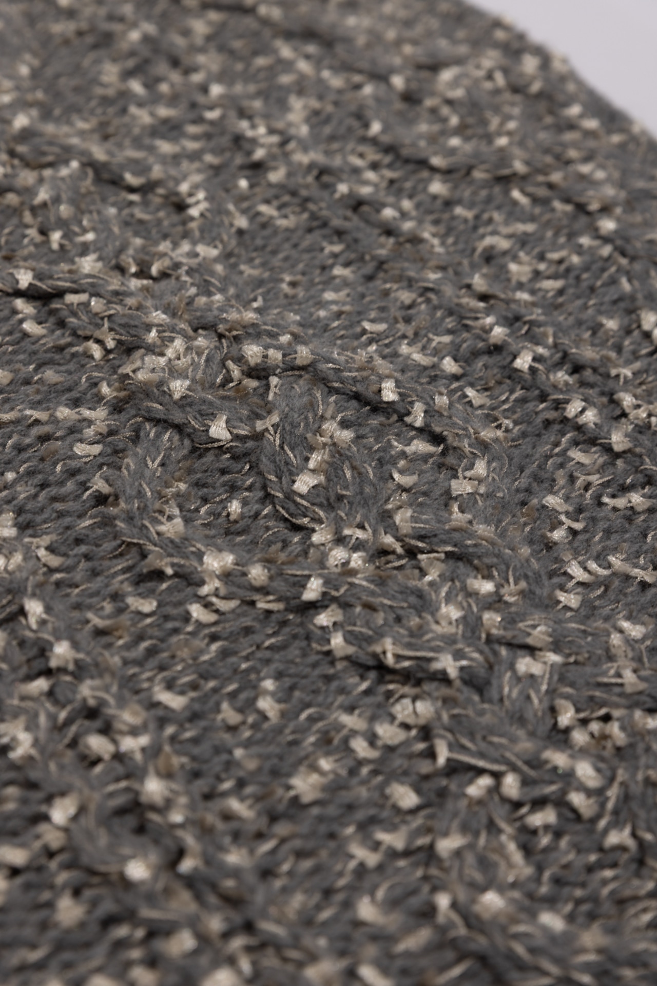 Fancy Ribbon Aran SKT Knit