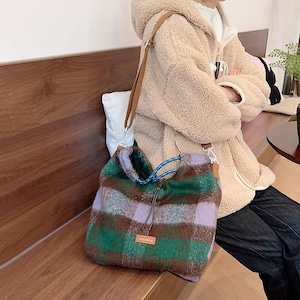 配色 トートバッグ 大容量 A4 レディース 秋冬 韓国 バッグ 軽量 大人 かわいい チェック柄 おしゃれ クラシック 手提げ 肩掛け ドローストリング 大人可愛い 大人女子